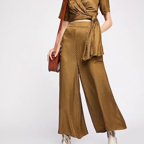 Free People Morning Dove Pants Wide Leg Green Satin Polka Dot - Picture 1 of 7
